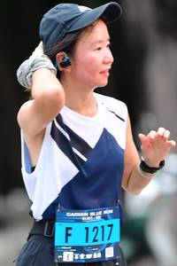 BIB: 1217
                            <button type="button" onclick="openModal(4688228)" class="btn btn-primary btn-sm float-right btn-popup" data-toggle="modal" data-target=".modal-high-quality">
                        <i class="fas fa-shopping-cart"></i> Add to Cart
                    </button>
                                            <button type="button" onclick="isThisMe(4688228, true)" class="btn btn-success btn-sm float-right btn-popup btn-isme hidden" data-toggle="tooltip" data-placement="bottom" title="นี่คือรูปของคุณใช่ไหม คลิกที่นี่เพื่อเอาเข้าอัลบั้ม">
                        <i class="fas fa-plus"></i> Add to album
                    </button>
                    <button type="button" onclick="isThisMe(4688228, false)" class="btn btn-warning btn-sm float-right btn-popup btn-isnotme hidden">
                        <i class="fas fa-ban"></i> Remove from album
                    </button>