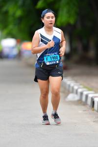 BIB: 1900
                            <button type="button" onclick="openModal(4704066)" class="btn btn-primary btn-sm float-right btn-popup" data-toggle="modal" data-target=".modal-high-quality">
                        <i class="fas fa-shopping-cart"></i> Add to Cart
                    </button>
                                            <button type="button" onclick="isThisMe(4704066, true)" class="btn btn-success btn-sm float-right btn-popup btn-isme hidden" data-toggle="tooltip" data-placement="bottom" title="นี่คือรูปของคุณใช่ไหม คลิกที่นี่เพื่อเอาเข้าอัลบั้ม">
                        <i class="fas fa-plus"></i> Add to album
                    </button>
                    <button type="button" onclick="isThisMe(4704066, false)" class="btn btn-warning btn-sm float-right btn-popup btn-isnotme hidden">
                        <i class="fas fa-ban"></i> Remove from album
                    </button>