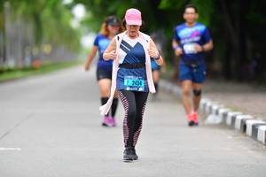 BIB: 2434
                            <button type="button" onclick="openModal(4592836)" class="btn btn-primary btn-sm float-right btn-popup" data-toggle="modal" data-target=".modal-high-quality">
                        <i class="fas fa-shopping-cart"></i> Add to Cart
                    </button>
                                            <button type="button" onclick="isThisMe(4592836, true)" class="btn btn-success btn-sm float-right btn-popup btn-isme hidden" data-toggle="tooltip" data-placement="bottom" title="นี่คือรูปของคุณใช่ไหม คลิกที่นี่เพื่อเอาเข้าอัลบั้ม">
                        <i class="fas fa-plus"></i> Add to album
                    </button>
                    <button type="button" onclick="isThisMe(4592836, false)" class="btn btn-warning btn-sm float-right btn-popup btn-isnotme hidden">
                        <i class="fas fa-ban"></i> Remove from album
                    </button>