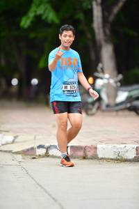 BIB: 525
                            <button type="button" onclick="openModal(4599775)" class="btn btn-primary btn-sm float-right btn-popup" data-toggle="modal" data-target=".modal-high-quality">
                        <i class="fas fa-shopping-cart"></i> Add to Cart
                    </button>
                                            <button type="button" onclick="isThisMe(4599775, true)" class="btn btn-success btn-sm float-right btn-popup btn-isme hidden" data-toggle="tooltip" data-placement="bottom" title="นี่คือรูปของคุณใช่ไหม คลิกที่นี่เพื่อเอาเข้าอัลบั้ม">
                        <i class="fas fa-plus"></i> Add to album
                    </button>
                    <button type="button" onclick="isThisMe(4599775, false)" class="btn btn-warning btn-sm float-right btn-popup btn-isnotme hidden">
                        <i class="fas fa-ban"></i> Remove from album
                    </button>