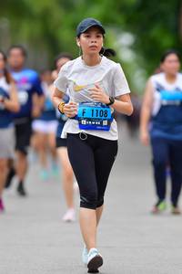 BIB: 1108
                            <button type="button" onclick="openModal(4705166)" class="btn btn-primary btn-sm float-right btn-popup" data-toggle="modal" data-target=".modal-high-quality">
                        <i class="fas fa-shopping-cart"></i> Add to Cart
                    </button>
                                            <button type="button" onclick="isThisMe(4705166, true)" class="btn btn-success btn-sm float-right btn-popup btn-isme hidden" data-toggle="tooltip" data-placement="bottom" title="นี่คือรูปของคุณใช่ไหม คลิกที่นี่เพื่อเอาเข้าอัลบั้ม">
                        <i class="fas fa-plus"></i> Add to album
                    </button>
                    <button type="button" onclick="isThisMe(4705166, false)" class="btn btn-warning btn-sm float-right btn-popup btn-isnotme hidden">
                        <i class="fas fa-ban"></i> Remove from album
                    </button>