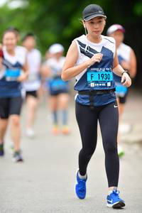 BIB: 1930
                            <button type="button" onclick="openModal(4617592)" class="btn btn-primary btn-sm float-right btn-popup" data-toggle="modal" data-target=".modal-high-quality">
                        <i class="fas fa-shopping-cart"></i> Add to Cart
                    </button>
                                            <button type="button" onclick="isThisMe(4617592, true)" class="btn btn-success btn-sm float-right btn-popup btn-isme hidden" data-toggle="tooltip" data-placement="bottom" title="นี่คือรูปของคุณใช่ไหม คลิกที่นี่เพื่อเอาเข้าอัลบั้ม">
                        <i class="fas fa-plus"></i> Add to album
                    </button>
                    <button type="button" onclick="isThisMe(4617592, false)" class="btn btn-warning btn-sm float-right btn-popup btn-isnotme hidden">
                        <i class="fas fa-ban"></i> Remove from album
                    </button>