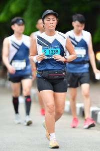 BIB: 1239
                            <button type="button" onclick="openModal(4686656)" class="btn btn-primary btn-sm float-right btn-popup" data-toggle="modal" data-target=".modal-high-quality">
                        <i class="fas fa-shopping-cart"></i> Add to Cart
                    </button>
                                            <button type="button" onclick="isThisMe(4686656, true)" class="btn btn-success btn-sm float-right btn-popup btn-isme hidden" data-toggle="tooltip" data-placement="bottom" title="นี่คือรูปของคุณใช่ไหม คลิกที่นี่เพื่อเอาเข้าอัลบั้ม">
                        <i class="fas fa-plus"></i> Add to album
                    </button>
                    <button type="button" onclick="isThisMe(4686656, false)" class="btn btn-warning btn-sm float-right btn-popup btn-isnotme hidden">
                        <i class="fas fa-ban"></i> Remove from album
                    </button>