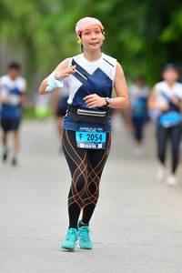 BIB: 2054
                            <button type="button" onclick="openModal(4702621)" class="btn btn-primary btn-sm float-right btn-popup" data-toggle="modal" data-target=".modal-high-quality">
                        <i class="fas fa-shopping-cart"></i> Add to Cart
                    </button>
                                            <button type="button" onclick="isThisMe(4702621, true)" class="btn btn-success btn-sm float-right btn-popup btn-isme hidden" data-toggle="tooltip" data-placement="bottom" title="นี่คือรูปของคุณใช่ไหม คลิกที่นี่เพื่อเอาเข้าอัลบั้ม">
                        <i class="fas fa-plus"></i> Add to album
                    </button>
                    <button type="button" onclick="isThisMe(4702621, false)" class="btn btn-warning btn-sm float-right btn-popup btn-isnotme hidden">
                        <i class="fas fa-ban"></i> Remove from album
                    </button>