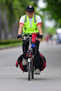 BIB: 
                            <button type="button" onclick="openModal(4704102)" class="btn btn-primary btn-sm float-right btn-popup" data-toggle="modal" data-target=".modal-high-quality">
                        <i class="fas fa-shopping-cart"></i> Add to Cart
                    </button>
                                            <button type="button" onclick="isThisMe(4704102, true)" class="btn btn-success btn-sm float-right btn-popup btn-isme hidden" data-toggle="tooltip" data-placement="bottom" title="นี่คือรูปของคุณใช่ไหม คลิกที่นี่เพื่อเอาเข้าอัลบั้ม">
                        <i class="fas fa-plus"></i> Add to album
                    </button>
                    <button type="button" onclick="isThisMe(4704102, false)" class="btn btn-warning btn-sm float-right btn-popup btn-isnotme hidden">
                        <i class="fas fa-ban"></i> Remove from album
                    </button>