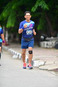 BIB: 698
                            <button type="button" onclick="openModal(4592858)" class="btn btn-primary btn-sm float-right btn-popup" data-toggle="modal" data-target=".modal-high-quality">
                        <i class="fas fa-shopping-cart"></i> Add to Cart
                    </button>
                                            <button type="button" onclick="isThisMe(4592858, true)" class="btn btn-success btn-sm float-right btn-popup btn-isme hidden" data-toggle="tooltip" data-placement="bottom" title="นี่คือรูปของคุณใช่ไหม คลิกที่นี่เพื่อเอาเข้าอัลบั้ม">
                        <i class="fas fa-plus"></i> Add to album
                    </button>
                    <button type="button" onclick="isThisMe(4592858, false)" class="btn btn-warning btn-sm float-right btn-popup btn-isnotme hidden">
                        <i class="fas fa-ban"></i> Remove from album
                    </button>