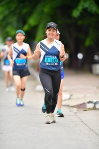 BIB: 1182
                            <button type="button" onclick="openModal(4597602)" class="btn btn-primary btn-sm float-right btn-popup" data-toggle="modal" data-target=".modal-high-quality">
                        <i class="fas fa-shopping-cart"></i> Add to Cart
                    </button>
                                            <button type="button" onclick="isThisMe(4597602, true)" class="btn btn-success btn-sm float-right btn-popup btn-isme hidden" data-toggle="tooltip" data-placement="bottom" title="นี่คือรูปของคุณใช่ไหม คลิกที่นี่เพื่อเอาเข้าอัลบั้ม">
                        <i class="fas fa-plus"></i> Add to album
                    </button>
                    <button type="button" onclick="isThisMe(4597602, false)" class="btn btn-warning btn-sm float-right btn-popup btn-isnotme hidden">
                        <i class="fas fa-ban"></i> Remove from album
                    </button>