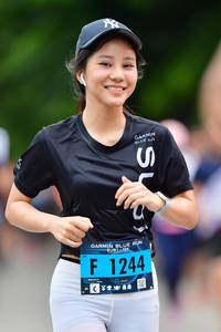 BIB: 1244
                            <button type="button" onclick="openModal(4687494)" class="btn btn-primary btn-sm float-right btn-popup" data-toggle="modal" data-target=".modal-high-quality">
                        <i class="fas fa-shopping-cart"></i> Add to Cart
                    </button>
                                            <button type="button" onclick="isThisMe(4687494, true)" class="btn btn-success btn-sm float-right btn-popup btn-isme hidden" data-toggle="tooltip" data-placement="bottom" title="นี่คือรูปของคุณใช่ไหม คลิกที่นี่เพื่อเอาเข้าอัลบั้ม">
                        <i class="fas fa-plus"></i> Add to album
                    </button>
                    <button type="button" onclick="isThisMe(4687494, false)" class="btn btn-warning btn-sm float-right btn-popup btn-isnotme hidden">
                        <i class="fas fa-ban"></i> Remove from album
                    </button>