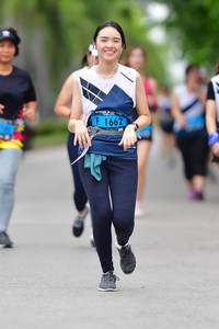 BIB: 1662
                            <button type="button" onclick="openModal(4702884)" class="btn btn-primary btn-sm float-right btn-popup" data-toggle="modal" data-target=".modal-high-quality">
                        <i class="fas fa-shopping-cart"></i> Add to Cart
                    </button>
                                            <button type="button" onclick="isThisMe(4702884, true)" class="btn btn-success btn-sm float-right btn-popup btn-isme hidden" data-toggle="tooltip" data-placement="bottom" title="นี่คือรูปของคุณใช่ไหม คลิกที่นี่เพื่อเอาเข้าอัลบั้ม">
                        <i class="fas fa-plus"></i> Add to album
                    </button>
                    <button type="button" onclick="isThisMe(4702884, false)" class="btn btn-warning btn-sm float-right btn-popup btn-isnotme hidden">
                        <i class="fas fa-ban"></i> Remove from album
                    </button>