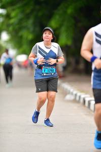 BIB: 1798
                            <button type="button" onclick="openModal(4593285)" class="btn btn-primary btn-sm float-right btn-popup" data-toggle="modal" data-target=".modal-high-quality">
                        <i class="fas fa-shopping-cart"></i> Add to Cart
                    </button>
                                            <button type="button" onclick="isThisMe(4593285, true)" class="btn btn-success btn-sm float-right btn-popup btn-isme hidden" data-toggle="tooltip" data-placement="bottom" title="นี่คือรูปของคุณใช่ไหม คลิกที่นี่เพื่อเอาเข้าอัลบั้ม">
                        <i class="fas fa-plus"></i> Add to album
                    </button>
                    <button type="button" onclick="isThisMe(4593285, false)" class="btn btn-warning btn-sm float-right btn-popup btn-isnotme hidden">
                        <i class="fas fa-ban"></i> Remove from album
                    </button>