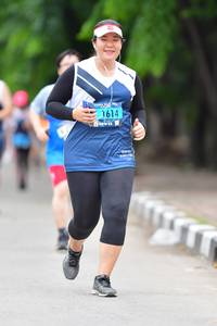 BIB: 1614
                            <button type="button" onclick="openModal(4703816)" class="btn btn-primary btn-sm float-right btn-popup" data-toggle="modal" data-target=".modal-high-quality">
                        <i class="fas fa-shopping-cart"></i> Add to Cart
                    </button>
                                            <button type="button" onclick="isThisMe(4703816, true)" class="btn btn-success btn-sm float-right btn-popup btn-isme hidden" data-toggle="tooltip" data-placement="bottom" title="นี่คือรูปของคุณใช่ไหม คลิกที่นี่เพื่อเอาเข้าอัลบั้ม">
                        <i class="fas fa-plus"></i> Add to album
                    </button>
                    <button type="button" onclick="isThisMe(4703816, false)" class="btn btn-warning btn-sm float-right btn-popup btn-isnotme hidden">
                        <i class="fas fa-ban"></i> Remove from album
                    </button>