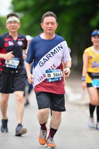 BIB: 5864
                            <button type="button" onclick="openModal(4615567)" class="btn btn-primary btn-sm float-right btn-popup" data-toggle="modal" data-target=".modal-high-quality">
                        <i class="fas fa-shopping-cart"></i> Add to Cart
                    </button>
                                            <button type="button" onclick="isThisMe(4615567, true)" class="btn btn-success btn-sm float-right btn-popup btn-isme hidden" data-toggle="tooltip" data-placement="bottom" title="นี่คือรูปของคุณใช่ไหม คลิกที่นี่เพื่อเอาเข้าอัลบั้ม">
                        <i class="fas fa-plus"></i> Add to album
                    </button>
                    <button type="button" onclick="isThisMe(4615567, false)" class="btn btn-warning btn-sm float-right btn-popup btn-isnotme hidden">
                        <i class="fas fa-ban"></i> Remove from album
                    </button>