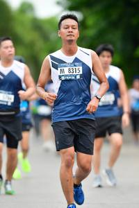 BIB: 8315
                            <button type="button" onclick="openModal(4686698)" class="btn btn-primary btn-sm float-right btn-popup" data-toggle="modal" data-target=".modal-high-quality">
                        <i class="fas fa-shopping-cart"></i> Add to Cart
                    </button>
                                            <button type="button" onclick="isThisMe(4686698, true)" class="btn btn-success btn-sm float-right btn-popup btn-isme hidden" data-toggle="tooltip" data-placement="bottom" title="นี่คือรูปของคุณใช่ไหม คลิกที่นี่เพื่อเอาเข้าอัลบั้ม">
                        <i class="fas fa-plus"></i> Add to album
                    </button>
                    <button type="button" onclick="isThisMe(4686698, false)" class="btn btn-warning btn-sm float-right btn-popup btn-isnotme hidden">
                        <i class="fas fa-ban"></i> Remove from album
                    </button>