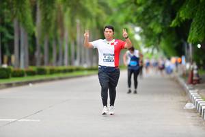 BIB: 6367
                            <button type="button" onclick="openModal(4600316)" class="btn btn-primary btn-sm float-right btn-popup" data-toggle="modal" data-target=".modal-high-quality">
                        <i class="fas fa-shopping-cart"></i> Add to Cart
                    </button>
                                            <button type="button" onclick="isThisMe(4600316, true)" class="btn btn-success btn-sm float-right btn-popup btn-isme hidden" data-toggle="tooltip" data-placement="bottom" title="นี่คือรูปของคุณใช่ไหม คลิกที่นี่เพื่อเอาเข้าอัลบั้ม">
                        <i class="fas fa-plus"></i> Add to album
                    </button>
                    <button type="button" onclick="isThisMe(4600316, false)" class="btn btn-warning btn-sm float-right btn-popup btn-isnotme hidden">
                        <i class="fas fa-ban"></i> Remove from album
                    </button>