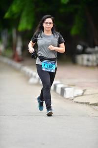 BIB: 1585
                            <button type="button" onclick="openModal(4592006)" class="btn btn-primary btn-sm float-right btn-popup" data-toggle="modal" data-target=".modal-high-quality">
                        <i class="fas fa-shopping-cart"></i> Add to Cart
                    </button>
                                            <button type="button" onclick="isThisMe(4592006, true)" class="btn btn-success btn-sm float-right btn-popup btn-isme hidden" data-toggle="tooltip" data-placement="bottom" title="นี่คือรูปของคุณใช่ไหม คลิกที่นี่เพื่อเอาเข้าอัลบั้ม">
                        <i class="fas fa-plus"></i> Add to album
                    </button>
                    <button type="button" onclick="isThisMe(4592006, false)" class="btn btn-warning btn-sm float-right btn-popup btn-isnotme hidden">
                        <i class="fas fa-ban"></i> Remove from album
                    </button>