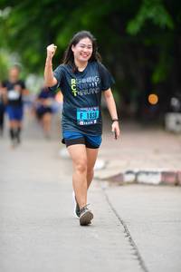 BIB: 1838
                            <button type="button" onclick="openModal(4597077)" class="btn btn-primary btn-sm float-right btn-popup" data-toggle="modal" data-target=".modal-high-quality">
                        <i class="fas fa-shopping-cart"></i> Add to Cart
                    </button>
                                            <button type="button" onclick="isThisMe(4597077, true)" class="btn btn-success btn-sm float-right btn-popup btn-isme hidden" data-toggle="tooltip" data-placement="bottom" title="นี่คือรูปของคุณใช่ไหม คลิกที่นี่เพื่อเอาเข้าอัลบั้ม">
                        <i class="fas fa-plus"></i> Add to album
                    </button>
                    <button type="button" onclick="isThisMe(4597077, false)" class="btn btn-warning btn-sm float-right btn-popup btn-isnotme hidden">
                        <i class="fas fa-ban"></i> Remove from album
                    </button>