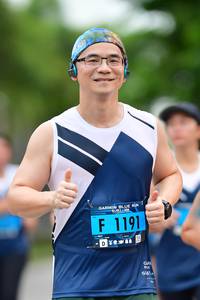 BIB: 1191
                            <button type="button" onclick="openModal(4688192)" class="btn btn-primary btn-sm float-right btn-popup" data-toggle="modal" data-target=".modal-high-quality">
                        <i class="fas fa-shopping-cart"></i> Add to Cart
                    </button>
                                            <button type="button" onclick="isThisMe(4688192, true)" class="btn btn-success btn-sm float-right btn-popup btn-isme hidden" data-toggle="tooltip" data-placement="bottom" title="นี่คือรูปของคุณใช่ไหม คลิกที่นี่เพื่อเอาเข้าอัลบั้ม">
                        <i class="fas fa-plus"></i> Add to album
                    </button>
                    <button type="button" onclick="isThisMe(4688192, false)" class="btn btn-warning btn-sm float-right btn-popup btn-isnotme hidden">
                        <i class="fas fa-ban"></i> Remove from album
                    </button>