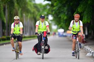 BIB: 
                            <button type="button" onclick="openModal(4593984)" class="btn btn-primary btn-sm float-right btn-popup" data-toggle="modal" data-target=".modal-high-quality">
                        <i class="fas fa-shopping-cart"></i> Add to Cart
                    </button>
                                            <button type="button" onclick="isThisMe(4593984, true)" class="btn btn-success btn-sm float-right btn-popup btn-isme hidden" data-toggle="tooltip" data-placement="bottom" title="นี่คือรูปของคุณใช่ไหม คลิกที่นี่เพื่อเอาเข้าอัลบั้ม">
                        <i class="fas fa-plus"></i> Add to album
                    </button>
                    <button type="button" onclick="isThisMe(4593984, false)" class="btn btn-warning btn-sm float-right btn-popup btn-isnotme hidden">
                        <i class="fas fa-ban"></i> Remove from album
                    </button>