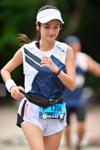 BIB: 1306
                            <button type="button" onclick="openModal(4617091)" class="btn btn-primary btn-sm float-right btn-popup" data-toggle="modal" data-target=".modal-high-quality">
                        <i class="fas fa-shopping-cart"></i> Add to Cart
                    </button>
                                            <button type="button" onclick="isThisMe(4617091, true)" class="btn btn-success btn-sm float-right btn-popup btn-isme hidden" data-toggle="tooltip" data-placement="bottom" title="นี่คือรูปของคุณใช่ไหม คลิกที่นี่เพื่อเอาเข้าอัลบั้ม">
                        <i class="fas fa-plus"></i> Add to album
                    </button>
                    <button type="button" onclick="isThisMe(4617091, false)" class="btn btn-warning btn-sm float-right btn-popup btn-isnotme hidden">
                        <i class="fas fa-ban"></i> Remove from album
                    </button>