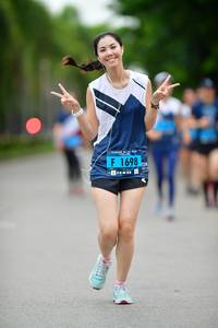 BIB: 1698
                            <button type="button" onclick="openModal(4606598)" class="btn btn-primary btn-sm float-right btn-popup" data-toggle="modal" data-target=".modal-high-quality">
                        <i class="fas fa-shopping-cart"></i> Add to Cart
                    </button>
                                            <button type="button" onclick="isThisMe(4606598, true)" class="btn btn-success btn-sm float-right btn-popup btn-isme hidden" data-toggle="tooltip" data-placement="bottom" title="นี่คือรูปของคุณใช่ไหม คลิกที่นี่เพื่อเอาเข้าอัลบั้ม">
                        <i class="fas fa-plus"></i> Add to album
                    </button>
                    <button type="button" onclick="isThisMe(4606598, false)" class="btn btn-warning btn-sm float-right btn-popup btn-isnotme hidden">
                        <i class="fas fa-ban"></i> Remove from album
                    </button>