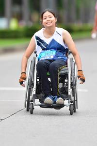 BIB: 2624
                            <button type="button" onclick="openModal(4704020)" class="btn btn-primary btn-sm float-right btn-popup" data-toggle="modal" data-target=".modal-high-quality">
                        <i class="fas fa-shopping-cart"></i> Add to Cart
                    </button>
                                            <button type="button" onclick="isThisMe(4704020, true)" class="btn btn-success btn-sm float-right btn-popup btn-isme hidden" data-toggle="tooltip" data-placement="bottom" title="นี่คือรูปของคุณใช่ไหม คลิกที่นี่เพื่อเอาเข้าอัลบั้ม">
                        <i class="fas fa-plus"></i> Add to album
                    </button>
                    <button type="button" onclick="isThisMe(4704020, false)" class="btn btn-warning btn-sm float-right btn-popup btn-isnotme hidden">
                        <i class="fas fa-ban"></i> Remove from album
                    </button>