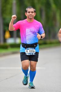 BIB: 113, 8356
                            <button type="button" onclick="openModal(4705052)" class="btn btn-primary btn-sm float-right btn-popup" data-toggle="modal" data-target=".modal-high-quality">
                        <i class="fas fa-shopping-cart"></i> Add to Cart
                    </button>
                                            <button type="button" onclick="isThisMe(4705052, true)" class="btn btn-success btn-sm float-right btn-popup btn-isme hidden" data-toggle="tooltip" data-placement="bottom" title="นี่คือรูปของคุณใช่ไหม คลิกที่นี่เพื่อเอาเข้าอัลบั้ม">
                        <i class="fas fa-plus"></i> Add to album
                    </button>
                    <button type="button" onclick="isThisMe(4705052, false)" class="btn btn-warning btn-sm float-right btn-popup btn-isnotme hidden">
                        <i class="fas fa-ban"></i> Remove from album
                    </button>