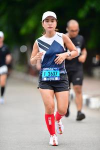 BIB: 2637
                            <button type="button" onclick="openModal(4681730)" class="btn btn-primary btn-sm float-right btn-popup" data-toggle="modal" data-target=".modal-high-quality">
                        <i class="fas fa-shopping-cart"></i> Add to Cart
                    </button>
                                            <button type="button" onclick="isThisMe(4681730, true)" class="btn btn-success btn-sm float-right btn-popup btn-isme hidden" data-toggle="tooltip" data-placement="bottom" title="นี่คือรูปของคุณใช่ไหม คลิกที่นี่เพื่อเอาเข้าอัลบั้ม">
                        <i class="fas fa-plus"></i> Add to album
                    </button>
                    <button type="button" onclick="isThisMe(4681730, false)" class="btn btn-warning btn-sm float-right btn-popup btn-isnotme hidden">
                        <i class="fas fa-ban"></i> Remove from album
                    </button>