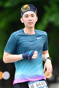 BIB: 6440
                            <button type="button" onclick="openModal(4687910)" class="btn btn-primary btn-sm float-right btn-popup" data-toggle="modal" data-target=".modal-high-quality">
                        <i class="fas fa-shopping-cart"></i> Add to Cart
                    </button>
                                            <button type="button" onclick="isThisMe(4687910, true)" class="btn btn-success btn-sm float-right btn-popup btn-isme hidden" data-toggle="tooltip" data-placement="bottom" title="นี่คือรูปของคุณใช่ไหม คลิกที่นี่เพื่อเอาเข้าอัลบั้ม">
                        <i class="fas fa-plus"></i> Add to album
                    </button>
                    <button type="button" onclick="isThisMe(4687910, false)" class="btn btn-warning btn-sm float-right btn-popup btn-isnotme hidden">
                        <i class="fas fa-ban"></i> Remove from album
                    </button>