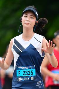 BIB: 2335
                            <button type="button" onclick="openModal(4687307)" class="btn btn-primary btn-sm float-right btn-popup" data-toggle="modal" data-target=".modal-high-quality">
                        <i class="fas fa-shopping-cart"></i> Add to Cart
                    </button>
                                            <button type="button" onclick="isThisMe(4687307, true)" class="btn btn-success btn-sm float-right btn-popup btn-isme hidden" data-toggle="tooltip" data-placement="bottom" title="นี่คือรูปของคุณใช่ไหม คลิกที่นี่เพื่อเอาเข้าอัลบั้ม">
                        <i class="fas fa-plus"></i> Add to album
                    </button>
                    <button type="button" onclick="isThisMe(4687307, false)" class="btn btn-warning btn-sm float-right btn-popup btn-isnotme hidden">
                        <i class="fas fa-ban"></i> Remove from album
                    </button>