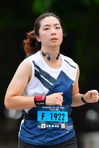 BIB: 1922
                            <button type="button" onclick="openModal(4705825)" class="btn btn-primary btn-sm float-right btn-popup" data-toggle="modal" data-target=".modal-high-quality">
                        <i class="fas fa-shopping-cart"></i> Add to Cart
                    </button>
                                            <button type="button" onclick="isThisMe(4705825, true)" class="btn btn-success btn-sm float-right btn-popup btn-isme hidden" data-toggle="tooltip" data-placement="bottom" title="นี่คือรูปของคุณใช่ไหม คลิกที่นี่เพื่อเอาเข้าอัลบั้ม">
                        <i class="fas fa-plus"></i> Add to album
                    </button>
                    <button type="button" onclick="isThisMe(4705825, false)" class="btn btn-warning btn-sm float-right btn-popup btn-isnotme hidden">
                        <i class="fas fa-ban"></i> Remove from album
                    </button>