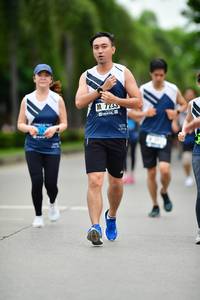 BIB: 7233
                            <button type="button" onclick="openModal(4612418)" class="btn btn-primary btn-sm float-right btn-popup" data-toggle="modal" data-target=".modal-high-quality">
                        <i class="fas fa-shopping-cart"></i> Add to Cart
                    </button>
                                            <button type="button" onclick="isThisMe(4612418, true)" class="btn btn-success btn-sm float-right btn-popup btn-isme hidden" data-toggle="tooltip" data-placement="bottom" title="นี่คือรูปของคุณใช่ไหม คลิกที่นี่เพื่อเอาเข้าอัลบั้ม">
                        <i class="fas fa-plus"></i> Add to album
                    </button>
                    <button type="button" onclick="isThisMe(4612418, false)" class="btn btn-warning btn-sm float-right btn-popup btn-isnotme hidden">
                        <i class="fas fa-ban"></i> Remove from album
                    </button>