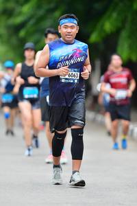 BIB: 6063
                            <button type="button" onclick="openModal(4686113)" class="btn btn-primary btn-sm float-right btn-popup" data-toggle="modal" data-target=".modal-high-quality">
                        <i class="fas fa-shopping-cart"></i> Add to Cart
                    </button>
                                            <button type="button" onclick="isThisMe(4686113, true)" class="btn btn-success btn-sm float-right btn-popup btn-isme hidden" data-toggle="tooltip" data-placement="bottom" title="นี่คือรูปของคุณใช่ไหม คลิกที่นี่เพื่อเอาเข้าอัลบั้ม">
                        <i class="fas fa-plus"></i> Add to album
                    </button>
                    <button type="button" onclick="isThisMe(4686113, false)" class="btn btn-warning btn-sm float-right btn-popup btn-isnotme hidden">
                        <i class="fas fa-ban"></i> Remove from album
                    </button>