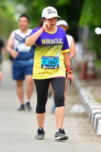 BIB: 1847
                            <button type="button" onclick="openModal(4703318)" class="btn btn-primary btn-sm float-right btn-popup" data-toggle="modal" data-target=".modal-high-quality">
                        <i class="fas fa-shopping-cart"></i> Add to Cart
                    </button>
                                            <button type="button" onclick="isThisMe(4703318, true)" class="btn btn-success btn-sm float-right btn-popup btn-isme hidden" data-toggle="tooltip" data-placement="bottom" title="นี่คือรูปของคุณใช่ไหม คลิกที่นี่เพื่อเอาเข้าอัลบั้ม">
                        <i class="fas fa-plus"></i> Add to album
                    </button>
                    <button type="button" onclick="isThisMe(4703318, false)" class="btn btn-warning btn-sm float-right btn-popup btn-isnotme hidden">
                        <i class="fas fa-ban"></i> Remove from album
                    </button>