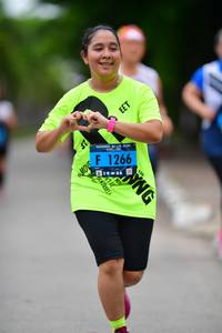 BIB: 1266
                            <button type="button" onclick="openModal(4603075)" class="btn btn-primary btn-sm float-right btn-popup" data-toggle="modal" data-target=".modal-high-quality">
                        <i class="fas fa-shopping-cart"></i> Add to Cart
                    </button>
                                            <button type="button" onclick="isThisMe(4603075, true)" class="btn btn-success btn-sm float-right btn-popup btn-isme hidden" data-toggle="tooltip" data-placement="bottom" title="นี่คือรูปของคุณใช่ไหม คลิกที่นี่เพื่อเอาเข้าอัลบั้ม">
                        <i class="fas fa-plus"></i> Add to album
                    </button>
                    <button type="button" onclick="isThisMe(4603075, false)" class="btn btn-warning btn-sm float-right btn-popup btn-isnotme hidden">
                        <i class="fas fa-ban"></i> Remove from album
                    </button>