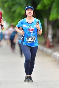 BIB: 201, 5005
                            <button type="button" onclick="openModal(4703695)" class="btn btn-primary btn-sm float-right btn-popup" data-toggle="modal" data-target=".modal-high-quality">
                        <i class="fas fa-shopping-cart"></i> Add to Cart
                    </button>
                                            <button type="button" onclick="isThisMe(4703695, true)" class="btn btn-success btn-sm float-right btn-popup btn-isme hidden" data-toggle="tooltip" data-placement="bottom" title="นี่คือรูปของคุณใช่ไหม คลิกที่นี่เพื่อเอาเข้าอัลบั้ม">
                        <i class="fas fa-plus"></i> Add to album
                    </button>
                    <button type="button" onclick="isThisMe(4703695, false)" class="btn btn-warning btn-sm float-right btn-popup btn-isnotme hidden">
                        <i class="fas fa-ban"></i> Remove from album
                    </button>