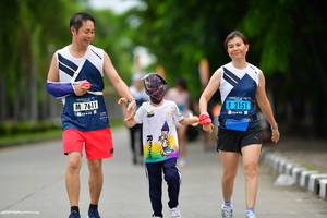 BIB: 7611, 2151
                            <button type="button" onclick="openModal(4594623)" class="btn btn-primary btn-sm float-right btn-popup" data-toggle="modal" data-target=".modal-high-quality">
                        <i class="fas fa-shopping-cart"></i> Add to Cart
                    </button>
                                            <button type="button" onclick="isThisMe(4594623, true)" class="btn btn-success btn-sm float-right btn-popup btn-isme hidden" data-toggle="tooltip" data-placement="bottom" title="นี่คือรูปของคุณใช่ไหม คลิกที่นี่เพื่อเอาเข้าอัลบั้ม">
                        <i class="fas fa-plus"></i> Add to album
                    </button>
                    <button type="button" onclick="isThisMe(4594623, false)" class="btn btn-warning btn-sm float-right btn-popup btn-isnotme hidden">
                        <i class="fas fa-ban"></i> Remove from album
                    </button>