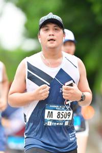 BIB: 8509
                            <button type="button" onclick="openModal(4706414)" class="btn btn-primary btn-sm float-right btn-popup" data-toggle="modal" data-target=".modal-high-quality">
                        <i class="fas fa-shopping-cart"></i> Add to Cart
                    </button>
                                            <button type="button" onclick="isThisMe(4706414, true)" class="btn btn-success btn-sm float-right btn-popup btn-isme hidden" data-toggle="tooltip" data-placement="bottom" title="นี่คือรูปของคุณใช่ไหม คลิกที่นี่เพื่อเอาเข้าอัลบั้ม">
                        <i class="fas fa-plus"></i> Add to album
                    </button>
                    <button type="button" onclick="isThisMe(4706414, false)" class="btn btn-warning btn-sm float-right btn-popup btn-isnotme hidden">
                        <i class="fas fa-ban"></i> Remove from album
                    </button>