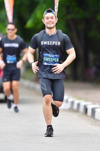 BIB: 
                            <button type="button" onclick="openModal(4704190)" class="btn btn-primary btn-sm float-right btn-popup" data-toggle="modal" data-target=".modal-high-quality">
                        <i class="fas fa-shopping-cart"></i> Add to Cart
                    </button>
                                            <button type="button" onclick="isThisMe(4704190, true)" class="btn btn-success btn-sm float-right btn-popup btn-isme hidden" data-toggle="tooltip" data-placement="bottom" title="นี่คือรูปของคุณใช่ไหม คลิกที่นี่เพื่อเอาเข้าอัลบั้ม">
                        <i class="fas fa-plus"></i> Add to album
                    </button>
                    <button type="button" onclick="isThisMe(4704190, false)" class="btn btn-warning btn-sm float-right btn-popup btn-isnotme hidden">
                        <i class="fas fa-ban"></i> Remove from album
                    </button>