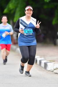 BIB: 1614
                            <button type="button" onclick="openModal(4703820)" class="btn btn-primary btn-sm float-right btn-popup" data-toggle="modal" data-target=".modal-high-quality">
                        <i class="fas fa-shopping-cart"></i> Add to Cart
                    </button>
                                            <button type="button" onclick="isThisMe(4703820, true)" class="btn btn-success btn-sm float-right btn-popup btn-isme hidden" data-toggle="tooltip" data-placement="bottom" title="นี่คือรูปของคุณใช่ไหม คลิกที่นี่เพื่อเอาเข้าอัลบั้ม">
                        <i class="fas fa-plus"></i> Add to album
                    </button>
                    <button type="button" onclick="isThisMe(4703820, false)" class="btn btn-warning btn-sm float-right btn-popup btn-isnotme hidden">
                        <i class="fas fa-ban"></i> Remove from album
                    </button>