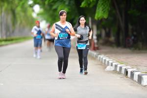 BIB: 1824, 158
                            <button type="button" onclick="openModal(4591916)" class="btn btn-primary btn-sm float-right btn-popup" data-toggle="modal" data-target=".modal-high-quality">
                        <i class="fas fa-shopping-cart"></i> Add to Cart
                    </button>
                                            <button type="button" onclick="isThisMe(4591916, true)" class="btn btn-success btn-sm float-right btn-popup btn-isme hidden" data-toggle="tooltip" data-placement="bottom" title="นี่คือรูปของคุณใช่ไหม คลิกที่นี่เพื่อเอาเข้าอัลบั้ม">
                        <i class="fas fa-plus"></i> Add to album
                    </button>
                    <button type="button" onclick="isThisMe(4591916, false)" class="btn btn-warning btn-sm float-right btn-popup btn-isnotme hidden">
                        <i class="fas fa-ban"></i> Remove from album
                    </button>