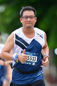 BIB: 5533
                            <button type="button" onclick="openModal(4706631)" class="btn btn-primary btn-sm float-right btn-popup" data-toggle="modal" data-target=".modal-high-quality">
                        <i class="fas fa-shopping-cart"></i> Add to Cart
                    </button>
                                            <button type="button" onclick="isThisMe(4706631, true)" class="btn btn-success btn-sm float-right btn-popup btn-isme hidden" data-toggle="tooltip" data-placement="bottom" title="นี่คือรูปของคุณใช่ไหม คลิกที่นี่เพื่อเอาเข้าอัลบั้ม">
                        <i class="fas fa-plus"></i> Add to album
                    </button>
                    <button type="button" onclick="isThisMe(4706631, false)" class="btn btn-warning btn-sm float-right btn-popup btn-isnotme hidden">
                        <i class="fas fa-ban"></i> Remove from album
                    </button>