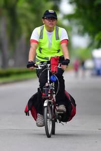 BIB: 
                            <button type="button" onclick="openModal(4704101)" class="btn btn-primary btn-sm float-right btn-popup" data-toggle="modal" data-target=".modal-high-quality">
                        <i class="fas fa-shopping-cart"></i> Add to Cart
                    </button>
                                            <button type="button" onclick="isThisMe(4704101, true)" class="btn btn-success btn-sm float-right btn-popup btn-isme hidden" data-toggle="tooltip" data-placement="bottom" title="นี่คือรูปของคุณใช่ไหม คลิกที่นี่เพื่อเอาเข้าอัลบั้ม">
                        <i class="fas fa-plus"></i> Add to album
                    </button>
                    <button type="button" onclick="isThisMe(4704101, false)" class="btn btn-warning btn-sm float-right btn-popup btn-isnotme hidden">
                        <i class="fas fa-ban"></i> Remove from album
                    </button>