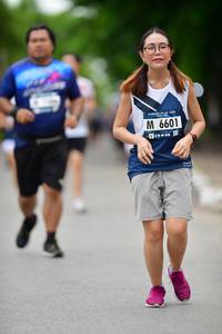 BIB: 6601
                            <button type="button" onclick="openModal(4614270)" class="btn btn-primary btn-sm float-right btn-popup" data-toggle="modal" data-target=".modal-high-quality">
                        <i class="fas fa-shopping-cart"></i> Add to Cart
                    </button>
                                            <button type="button" onclick="isThisMe(4614270, true)" class="btn btn-success btn-sm float-right btn-popup btn-isme hidden" data-toggle="tooltip" data-placement="bottom" title="นี่คือรูปของคุณใช่ไหม คลิกที่นี่เพื่อเอาเข้าอัลบั้ม">
                        <i class="fas fa-plus"></i> Add to album
                    </button>
                    <button type="button" onclick="isThisMe(4614270, false)" class="btn btn-warning btn-sm float-right btn-popup btn-isnotme hidden">
                        <i class="fas fa-ban"></i> Remove from album
                    </button>