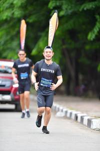 BIB: 
                            <button type="button" onclick="openModal(4595496)" class="btn btn-primary btn-sm float-right btn-popup" data-toggle="modal" data-target=".modal-high-quality">
                        <i class="fas fa-shopping-cart"></i> Add to Cart
                    </button>
                                            <button type="button" onclick="isThisMe(4595496, true)" class="btn btn-success btn-sm float-right btn-popup btn-isme hidden" data-toggle="tooltip" data-placement="bottom" title="นี่คือรูปของคุณใช่ไหม คลิกที่นี่เพื่อเอาเข้าอัลบั้ม">
                        <i class="fas fa-plus"></i> Add to album
                    </button>
                    <button type="button" onclick="isThisMe(4595496, false)" class="btn btn-warning btn-sm float-right btn-popup btn-isnotme hidden">
                        <i class="fas fa-ban"></i> Remove from album
                    </button>