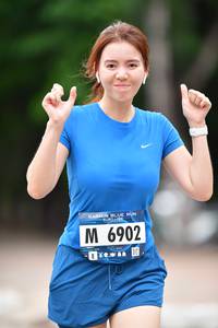 BIB: 6902
                            <button type="button" onclick="openModal(4602862)" class="btn btn-primary btn-sm float-right btn-popup" data-toggle="modal" data-target=".modal-high-quality">
                        <i class="fas fa-shopping-cart"></i> Add to Cart
                    </button>
                                            <button type="button" onclick="isThisMe(4602862, true)" class="btn btn-success btn-sm float-right btn-popup btn-isme hidden" data-toggle="tooltip" data-placement="bottom" title="นี่คือรูปของคุณใช่ไหม คลิกที่นี่เพื่อเอาเข้าอัลบั้ม">
                        <i class="fas fa-plus"></i> Add to album
                    </button>
                    <button type="button" onclick="isThisMe(4602862, false)" class="btn btn-warning btn-sm float-right btn-popup btn-isnotme hidden">
                        <i class="fas fa-ban"></i> Remove from album
                    </button>