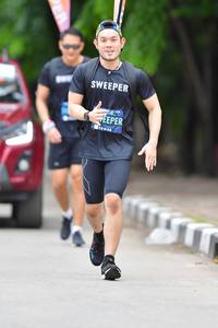 BIB: 
                            <button type="button" onclick="openModal(4704182)" class="btn btn-primary btn-sm float-right btn-popup" data-toggle="modal" data-target=".modal-high-quality">
                        <i class="fas fa-shopping-cart"></i> Add to Cart
                    </button>
                                            <button type="button" onclick="isThisMe(4704182, true)" class="btn btn-success btn-sm float-right btn-popup btn-isme hidden" data-toggle="tooltip" data-placement="bottom" title="นี่คือรูปของคุณใช่ไหม คลิกที่นี่เพื่อเอาเข้าอัลบั้ม">
                        <i class="fas fa-plus"></i> Add to album
                    </button>
                    <button type="button" onclick="isThisMe(4704182, false)" class="btn btn-warning btn-sm float-right btn-popup btn-isnotme hidden">
                        <i class="fas fa-ban"></i> Remove from album
                    </button>