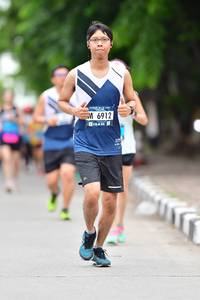 BIB: 6912
                            <button type="button" onclick="openModal(4686935)" class="btn btn-primary btn-sm float-right btn-popup" data-toggle="modal" data-target=".modal-high-quality">
                        <i class="fas fa-shopping-cart"></i> Add to Cart
                    </button>
                                            <button type="button" onclick="isThisMe(4686935, true)" class="btn btn-success btn-sm float-right btn-popup btn-isme hidden" data-toggle="tooltip" data-placement="bottom" title="นี่คือรูปของคุณใช่ไหม คลิกที่นี่เพื่อเอาเข้าอัลบั้ม">
                        <i class="fas fa-plus"></i> Add to album
                    </button>
                    <button type="button" onclick="isThisMe(4686935, false)" class="btn btn-warning btn-sm float-right btn-popup btn-isnotme hidden">
                        <i class="fas fa-ban"></i> Remove from album
                    </button>