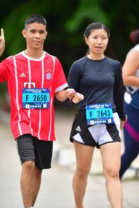 BIB: 2650, 2643
                            <button type="button" onclick="openModal(4594405)" class="btn btn-primary btn-sm float-right btn-popup" data-toggle="modal" data-target=".modal-high-quality">
                        <i class="fas fa-shopping-cart"></i> Add to Cart
                    </button>
                                            <button type="button" onclick="isThisMe(4594405, true)" class="btn btn-success btn-sm float-right btn-popup btn-isme hidden" data-toggle="tooltip" data-placement="bottom" title="นี่คือรูปของคุณใช่ไหม คลิกที่นี่เพื่อเอาเข้าอัลบั้ม">
                        <i class="fas fa-plus"></i> Add to album
                    </button>
                    <button type="button" onclick="isThisMe(4594405, false)" class="btn btn-warning btn-sm float-right btn-popup btn-isnotme hidden">
                        <i class="fas fa-ban"></i> Remove from album
                    </button>