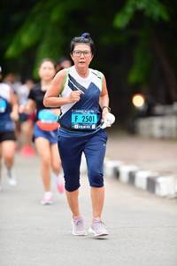 BIB: 2501
                            <button type="button" onclick="openModal(4611757)" class="btn btn-primary btn-sm float-right btn-popup" data-toggle="modal" data-target=".modal-high-quality">
                        <i class="fas fa-shopping-cart"></i> Add to Cart
                    </button>
                                            <button type="button" onclick="isThisMe(4611757, true)" class="btn btn-success btn-sm float-right btn-popup btn-isme hidden" data-toggle="tooltip" data-placement="bottom" title="นี่คือรูปของคุณใช่ไหม คลิกที่นี่เพื่อเอาเข้าอัลบั้ม">
                        <i class="fas fa-plus"></i> Add to album
                    </button>
                    <button type="button" onclick="isThisMe(4611757, false)" class="btn btn-warning btn-sm float-right btn-popup btn-isnotme hidden">
                        <i class="fas fa-ban"></i> Remove from album
                    </button>