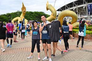 BIB: 8228, 2528
                            <button type="button" onclick="openModal(4596056)" class="btn btn-primary btn-sm float-right btn-popup" data-toggle="modal" data-target=".modal-high-quality">
                        <i class="fas fa-shopping-cart"></i> Add to Cart
                    </button>
                                            <button type="button" onclick="isThisMe(4596056, true)" class="btn btn-success btn-sm float-right btn-popup btn-isme hidden" data-toggle="tooltip" data-placement="bottom" title="นี่คือรูปของคุณใช่ไหม คลิกที่นี่เพื่อเอาเข้าอัลบั้ม">
                        <i class="fas fa-plus"></i> Add to album
                    </button>
                    <button type="button" onclick="isThisMe(4596056, false)" class="btn btn-warning btn-sm float-right btn-popup btn-isnotme hidden">
                        <i class="fas fa-ban"></i> Remove from album
                    </button>